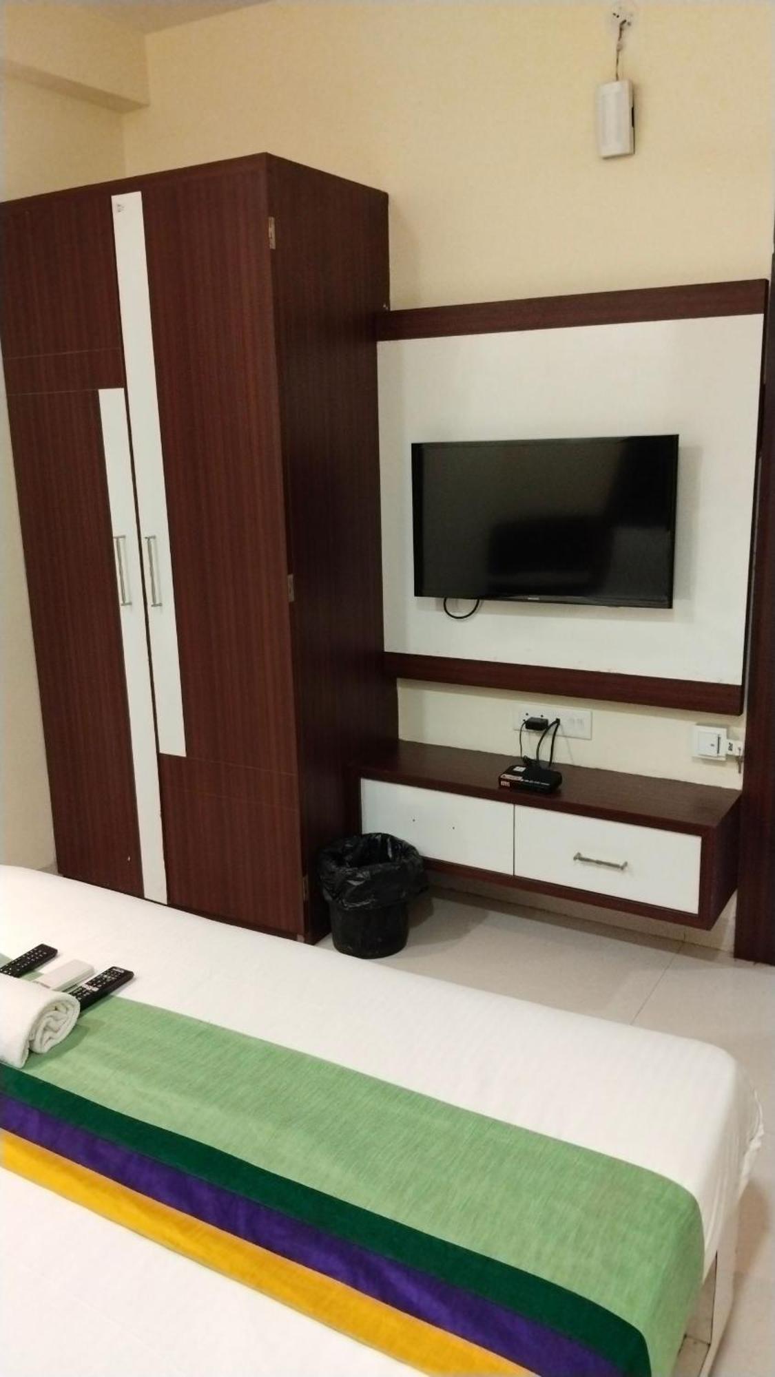 Restr Inn Nagpur Exterior photo
